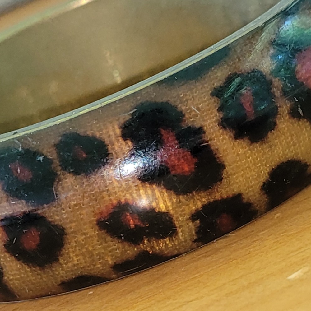 Vintage Style Leopard Print Wide Bangle Bracelet Resin Statement Jewelry - Picture 4 of 8